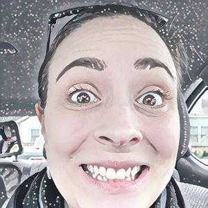 Meet your Posher, Danielle